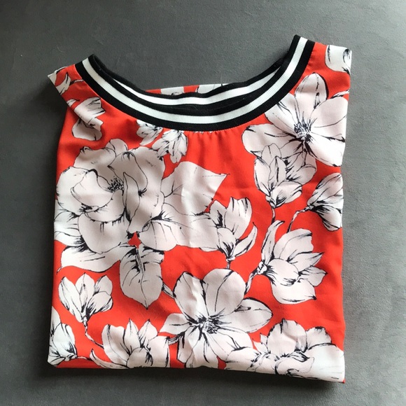 t-shirt - Picture 1 of 3